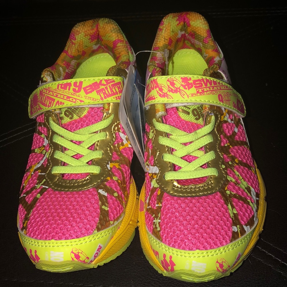 Girls Breast Cancer ASICS
